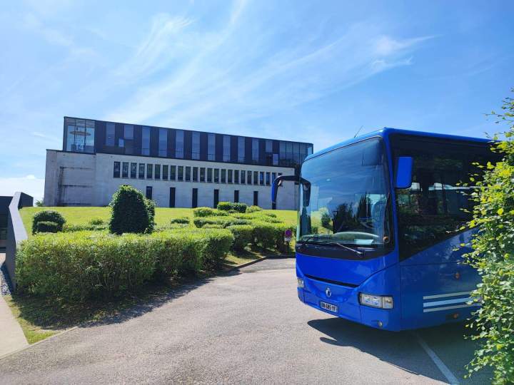 Location d’autocar avec chauffeur Essonne